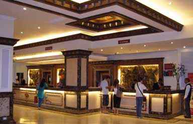 Hotel Crowne Plaza Surya New Delhi