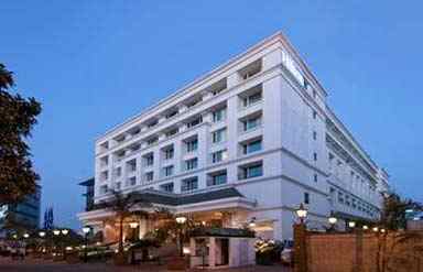 Hotel Hilton Towers Mumbai